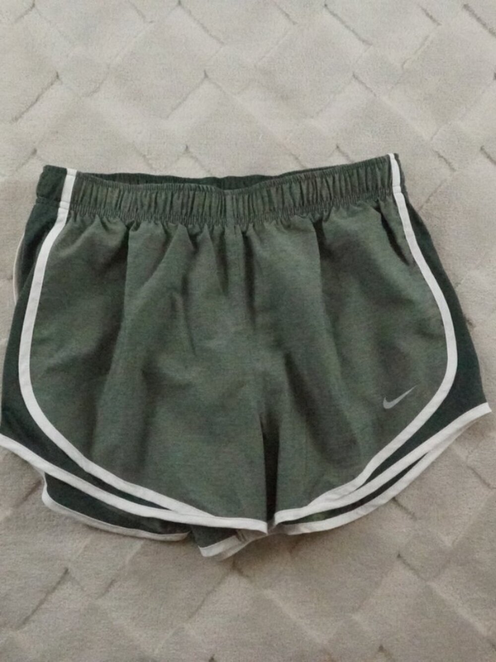 Nike Dri Fit Shorts Womens Medium Lined Gym Yoga Running Casual